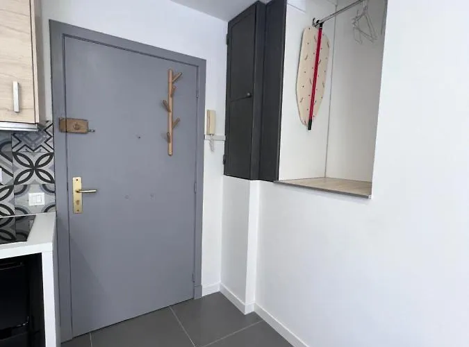 Gloria Maris Apartment