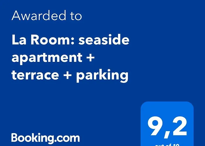 La Room: Seaside Apartment + Terrace + Parking