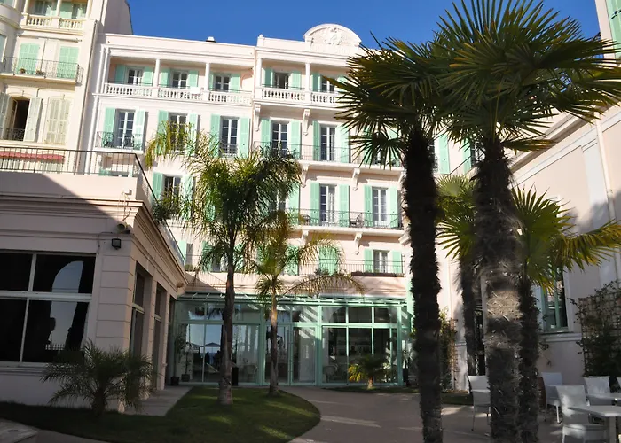 Hotel Vacances Bleues Balmoral